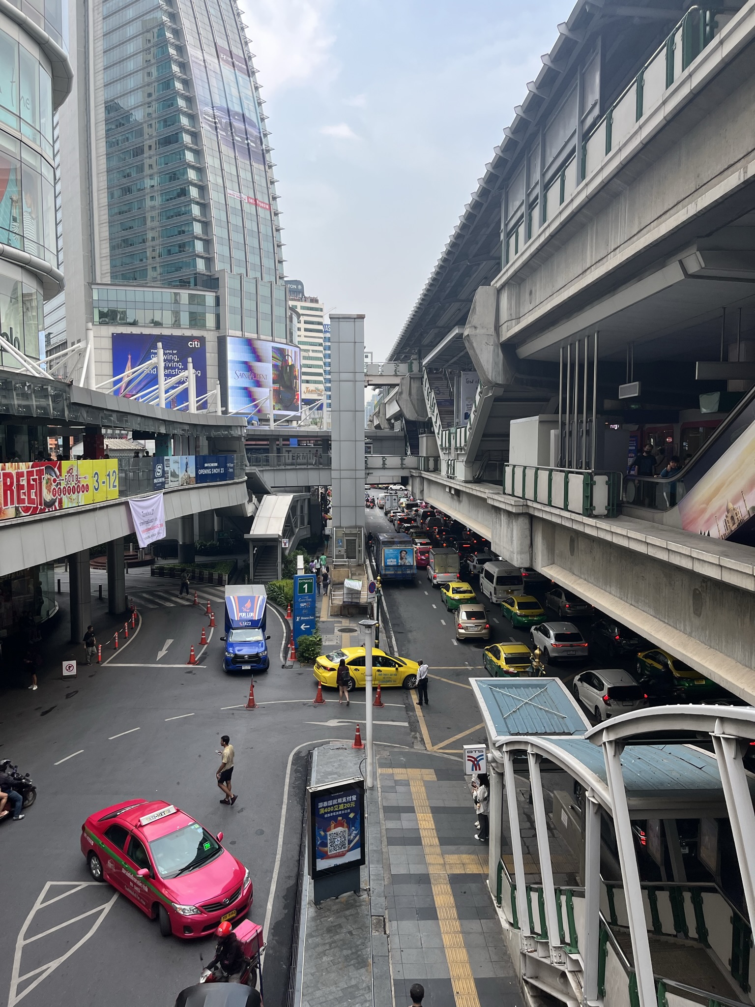 Sukhumvit Rd bangkok