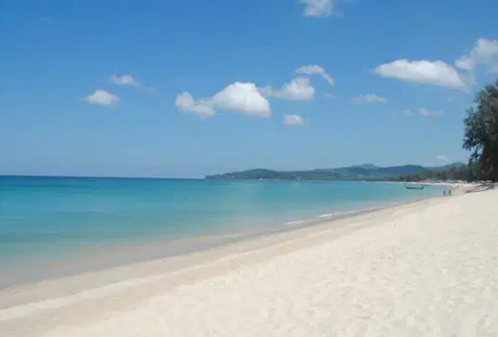 Bang tao Beach in Phuket Bang tao beach in Phuket